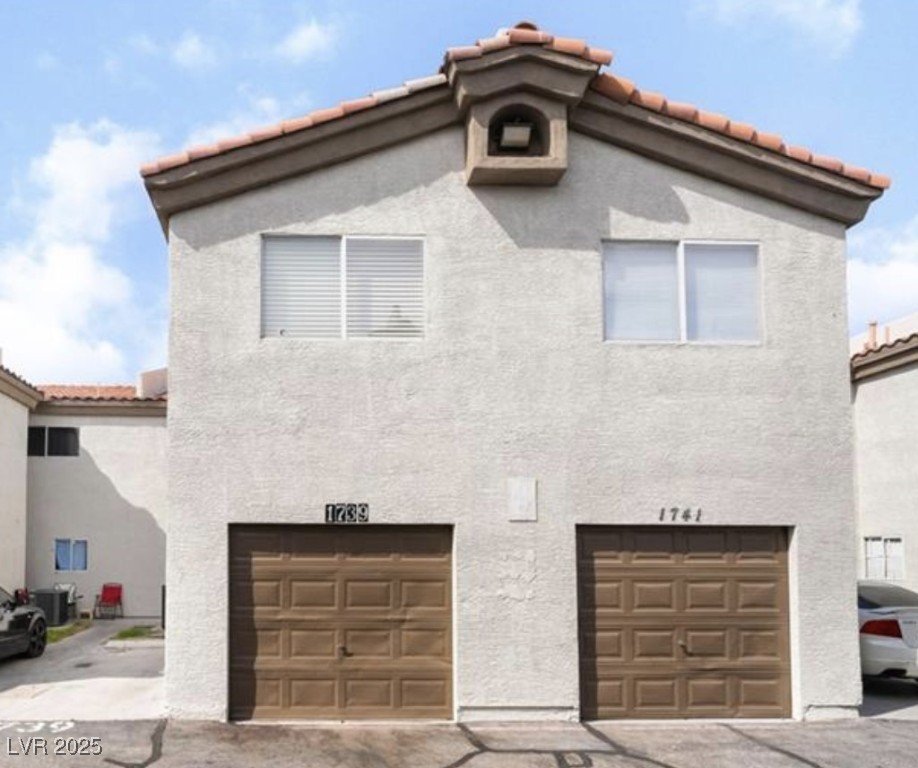 1739 North Lamont Street Property Photo