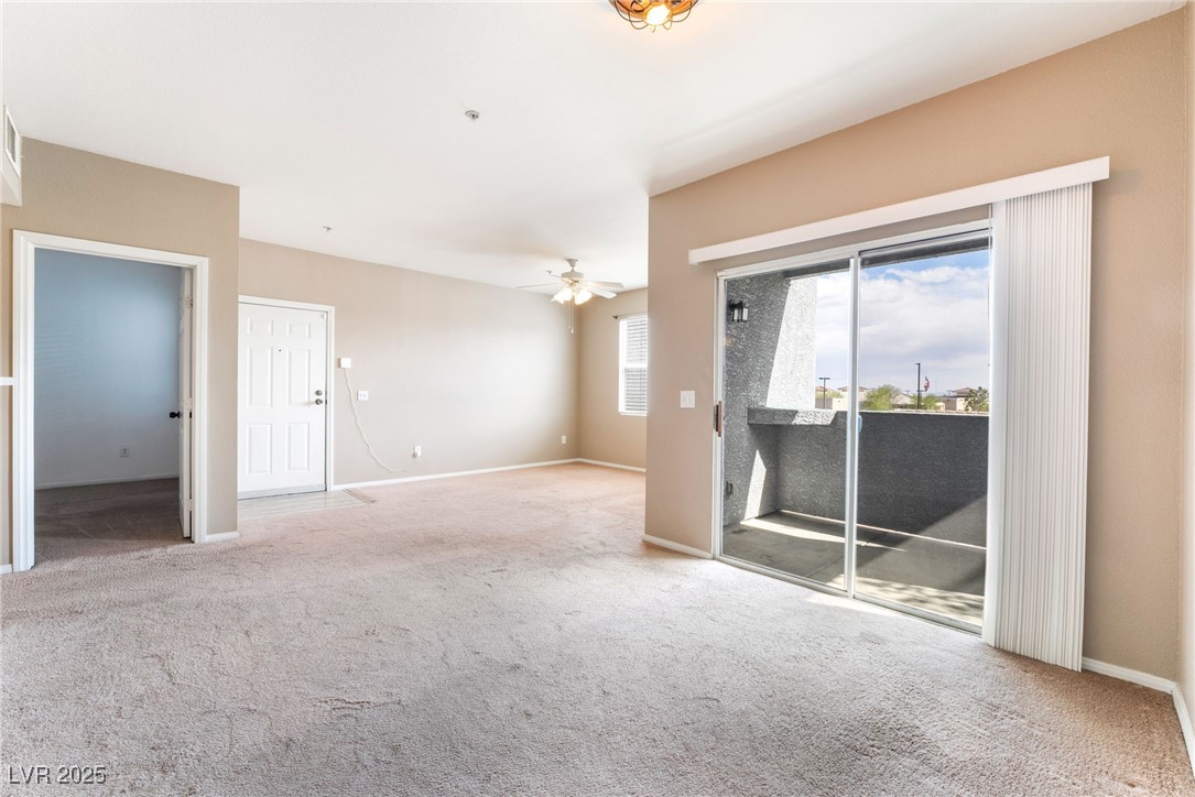 6955 North Durango Drive 2099 Property Photo 10