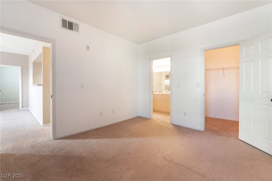 6955 North Durango Drive 2099 Property Photo 16