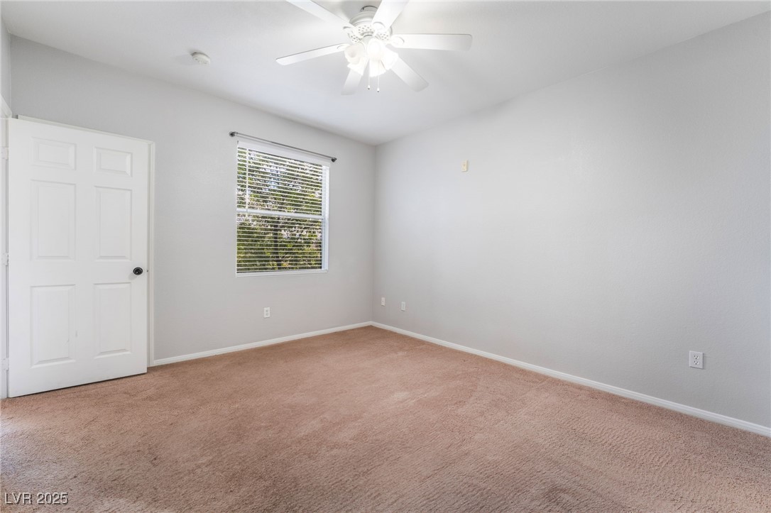 6955 North Durango Drive 2099 Property Photo 23