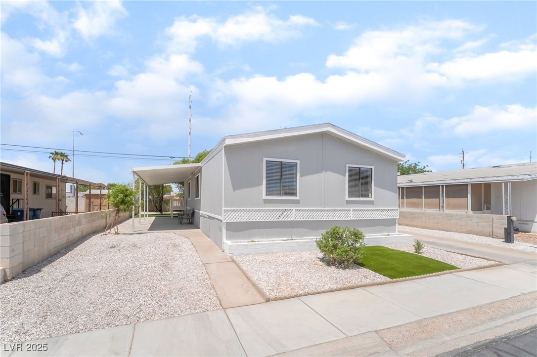 5552 Aldama Road Property Photo 3