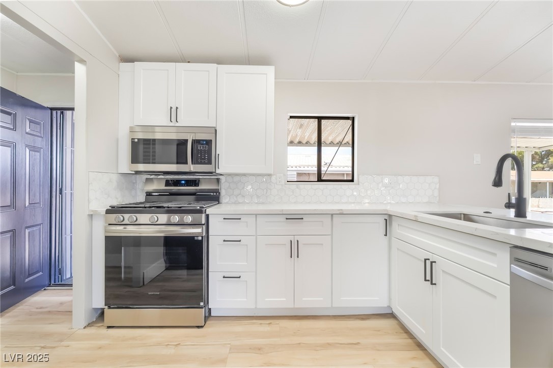 5552 Aldama Road Property Photo 11