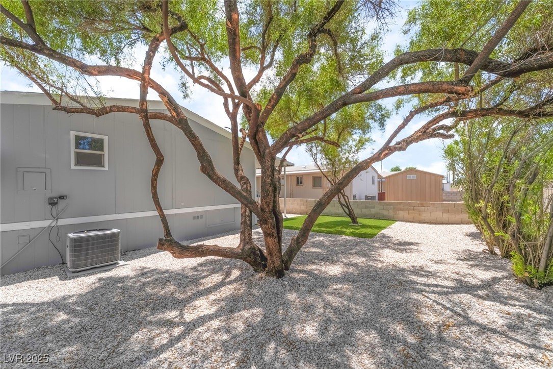 5552 Aldama Road Property Photo 33