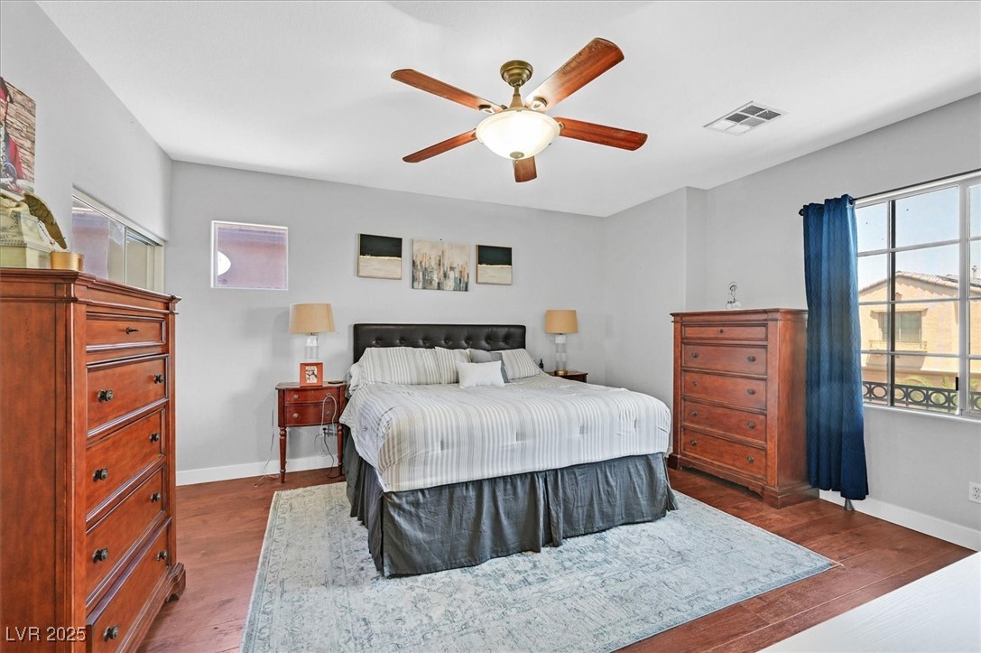 3591 Gloucester Gate Street Property Photo 11