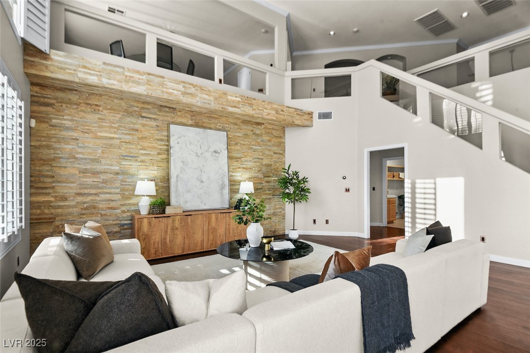 9155 Harvest Homes Street Property Photo 20