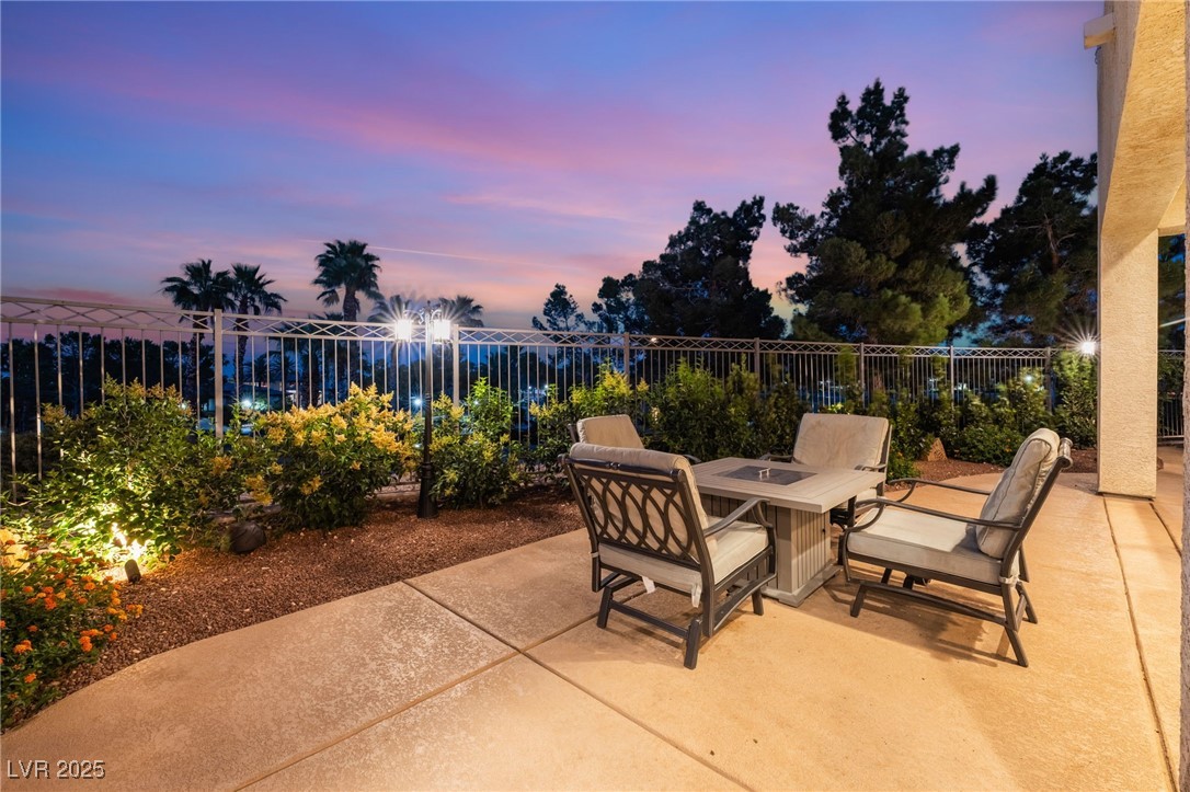 352 Angels Trace Court Property Photo 15