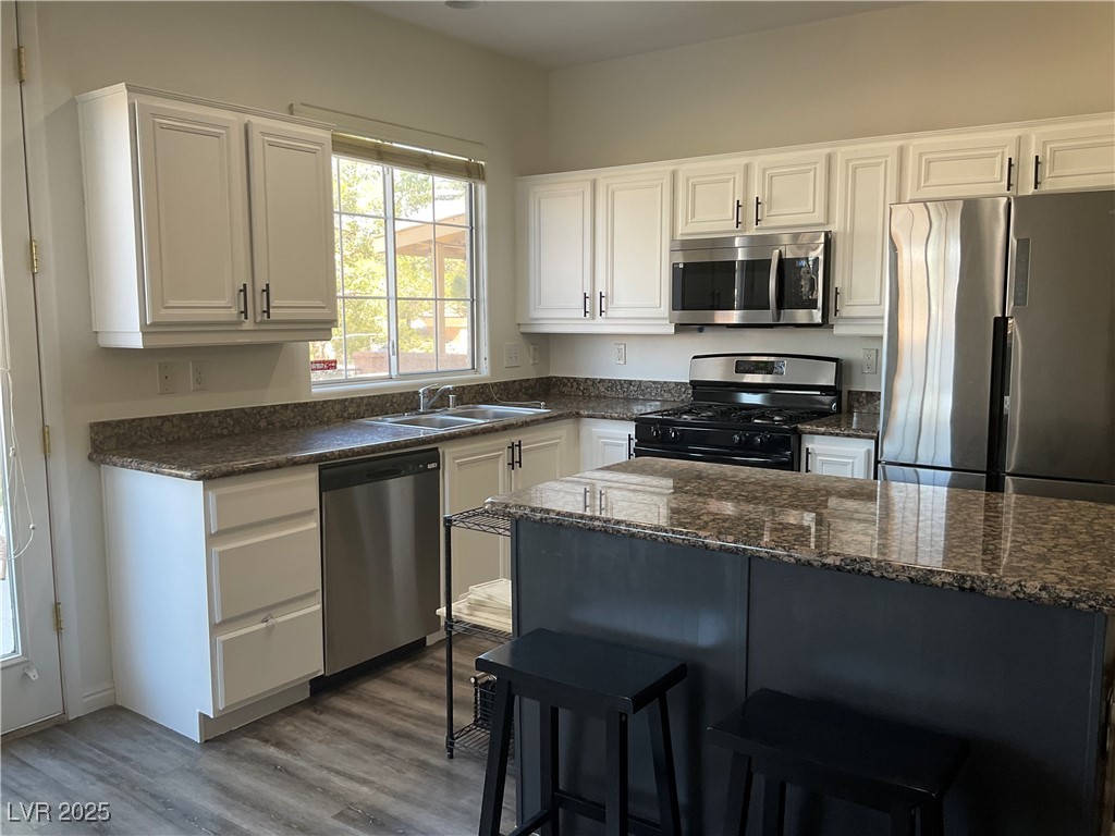 3508 Harbor Tides Street Property Photo 7
