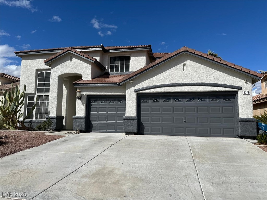 9272 West Viking Road Property Photo 1