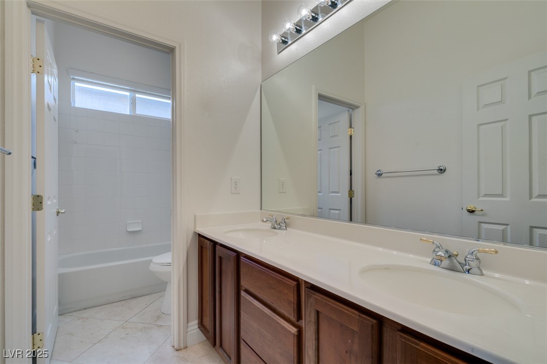 10260 Hawks Wing Street Property Photo 2