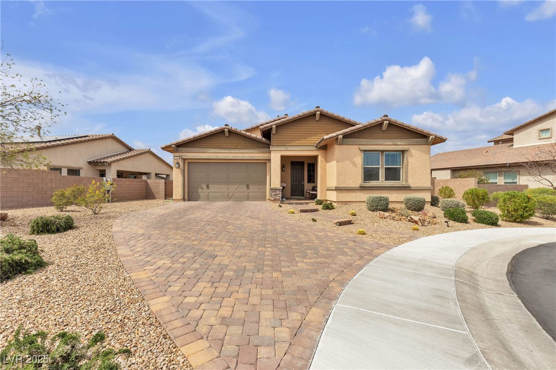 665 Look Lively Court Property Photo 2
