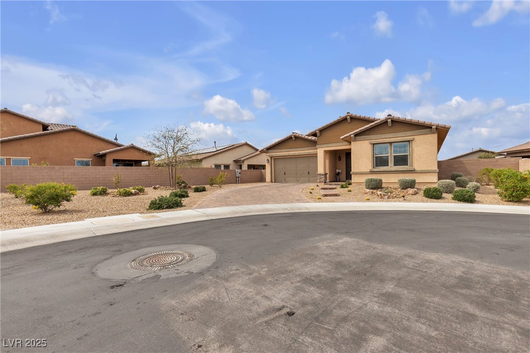 665 Look Lively Court Property Photo 3