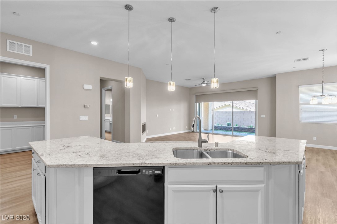 665 Look Lively Court Property Photo 11
