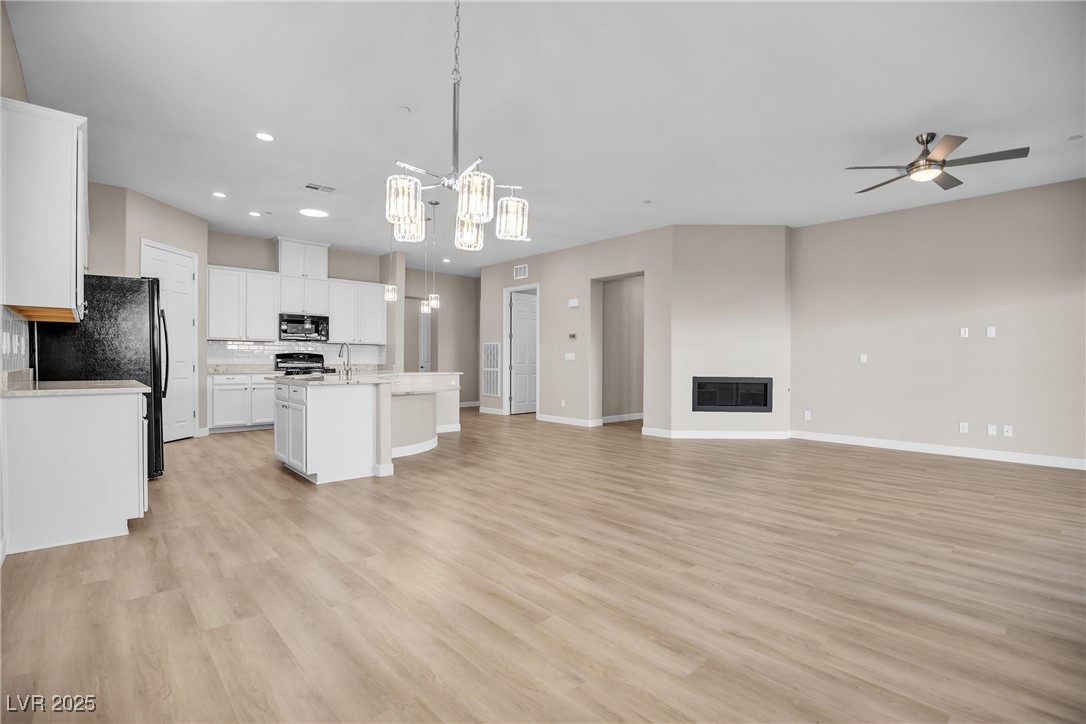665 Look Lively Court Property Photo 14