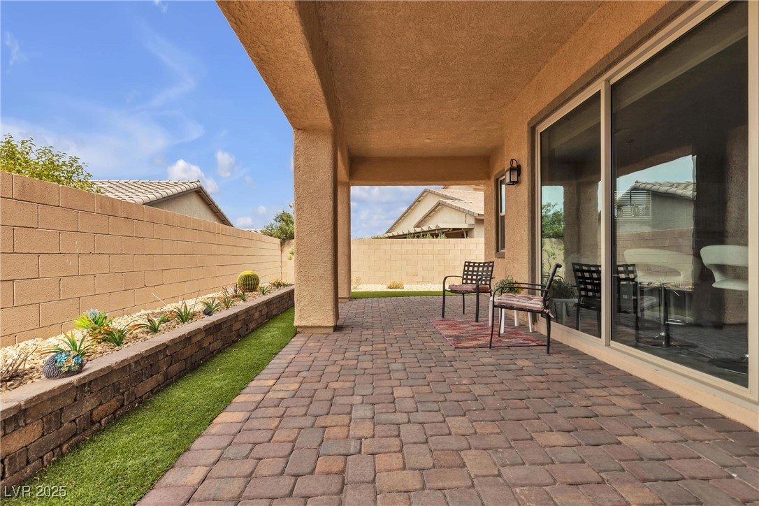 665 Look Lively Court Property Photo 40