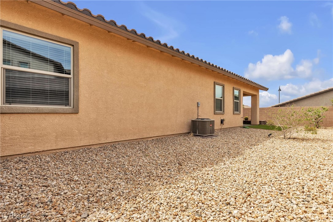 665 Look Lively Court Property Photo 42