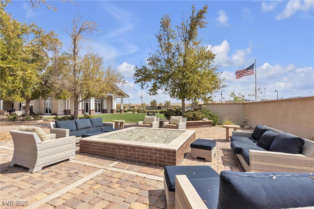 665 Look Lively Court Property Photo 53