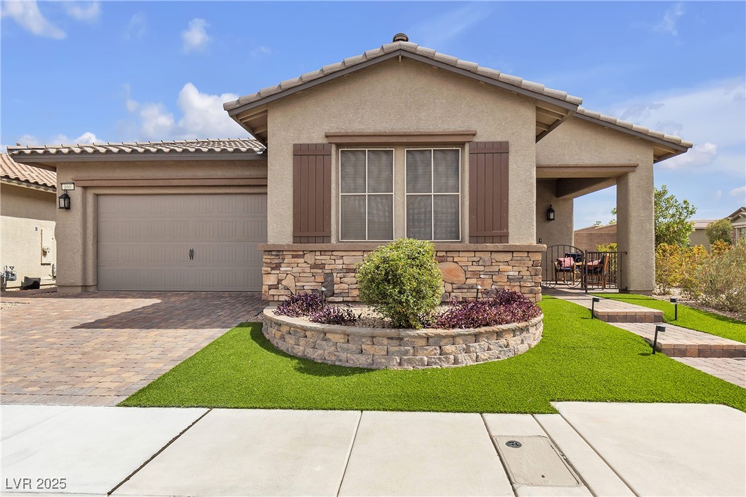 660 Otter Brook Street Property Photo 1