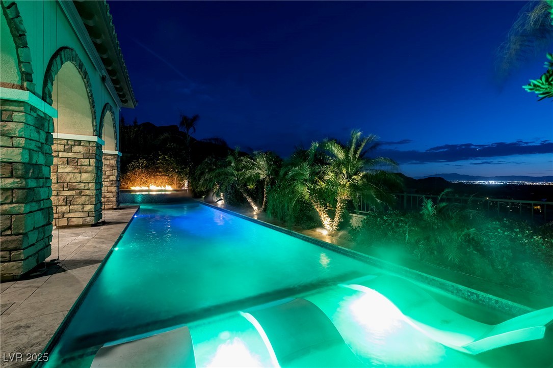 29 Costa Tropical Drive Property Photo 47
