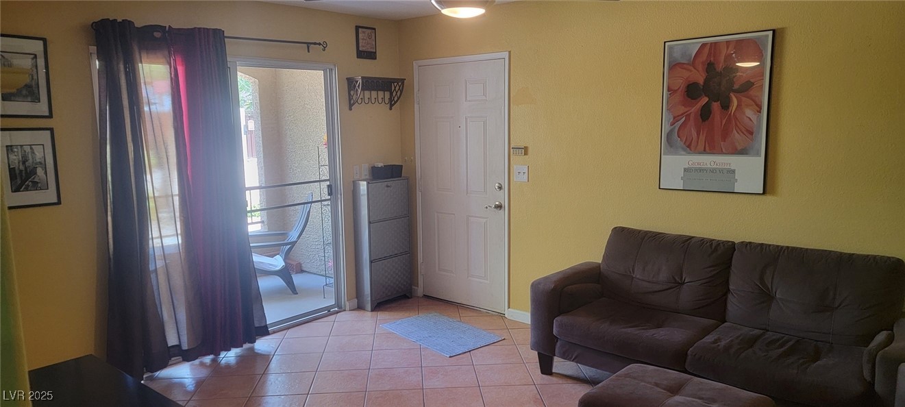 7885 West Flamingo Road 1010 Property Photo 7