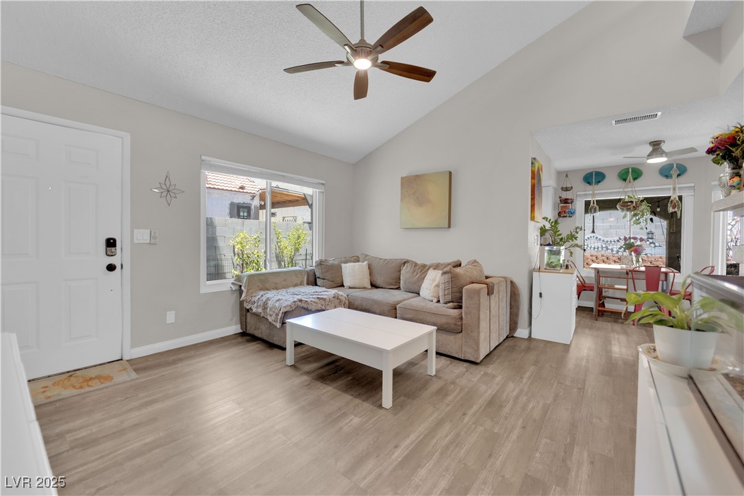 5228 Harmony Avenue Property Photo