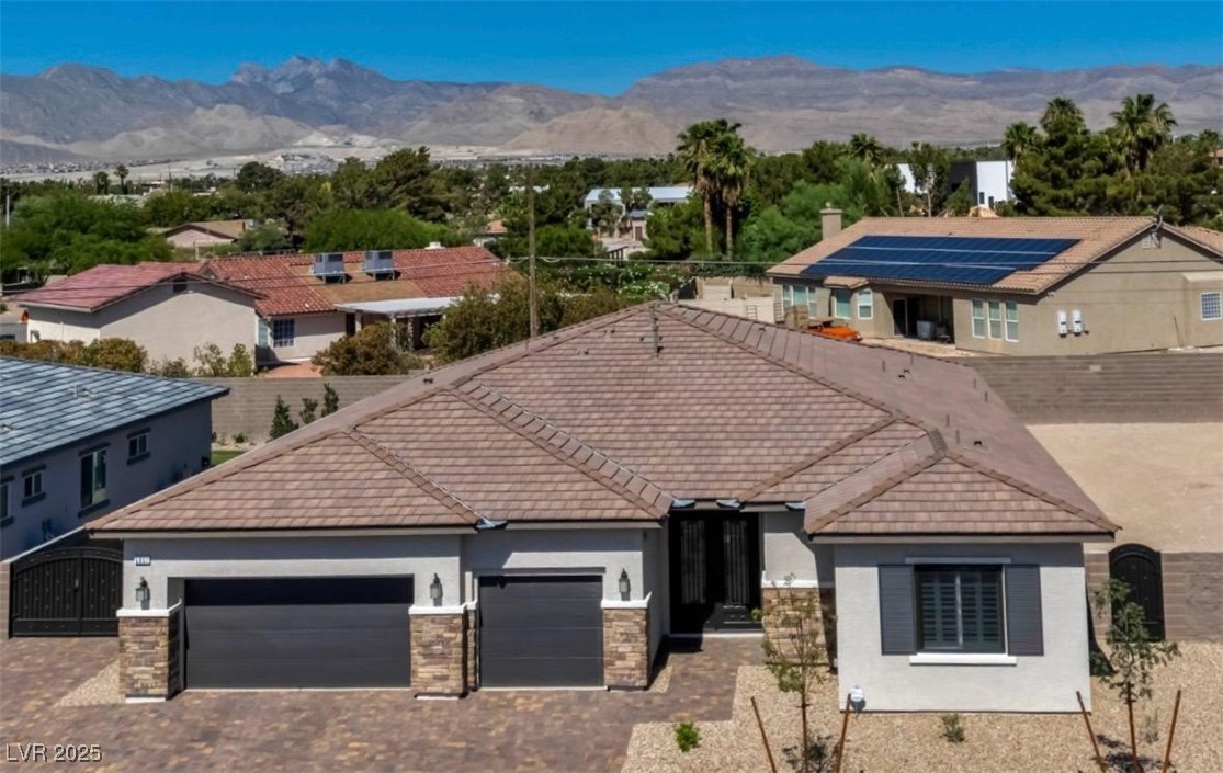 5851 Slate Rock Court Property Photo 1