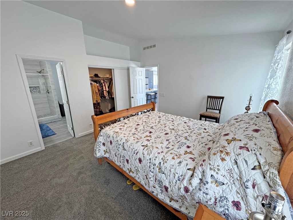2530 Commercial Drive Property Photo 25