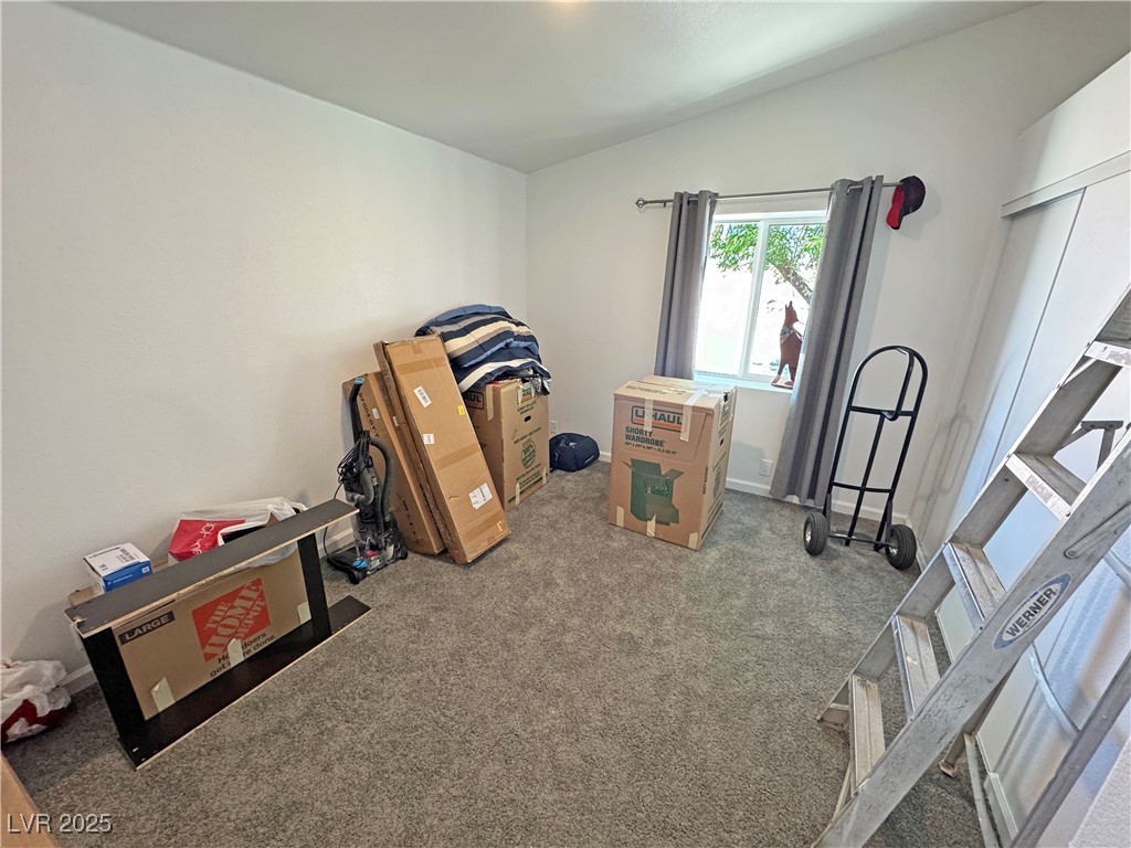 2530 Commercial Drive Property Photo 34