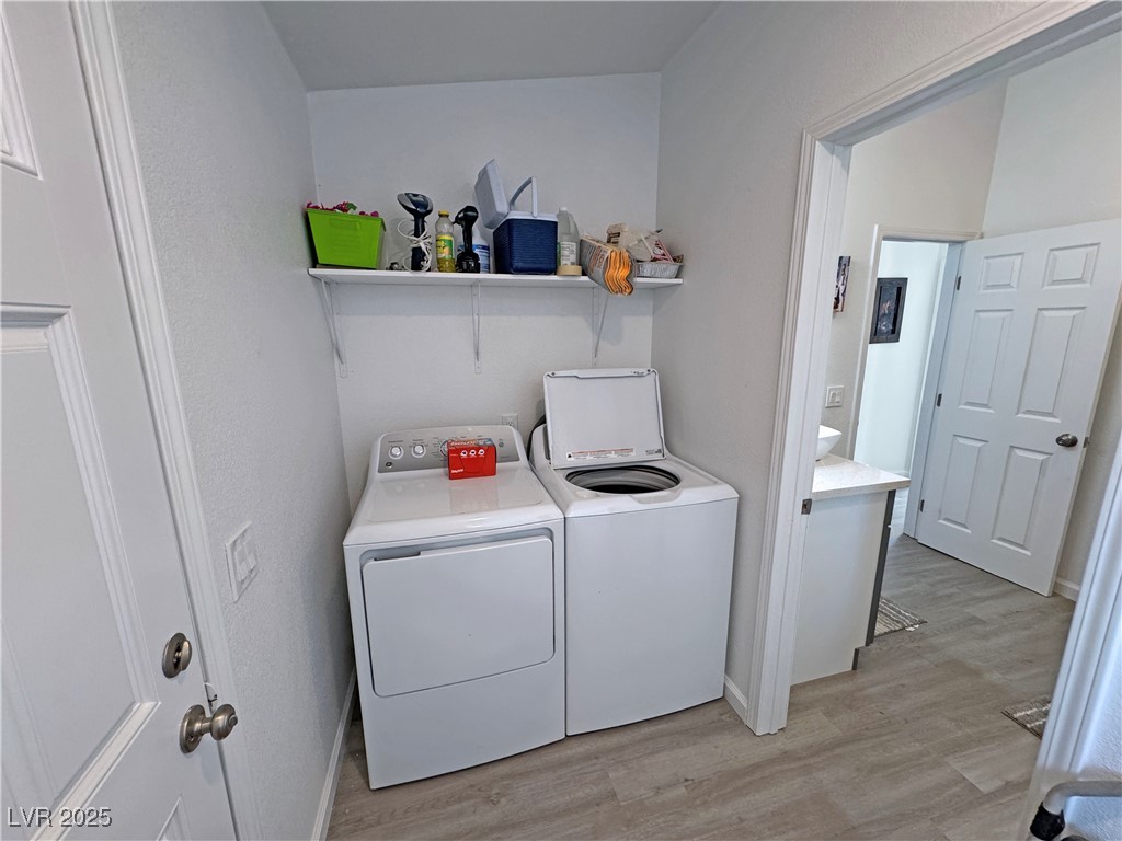 2530 Commercial Drive Property Photo 42