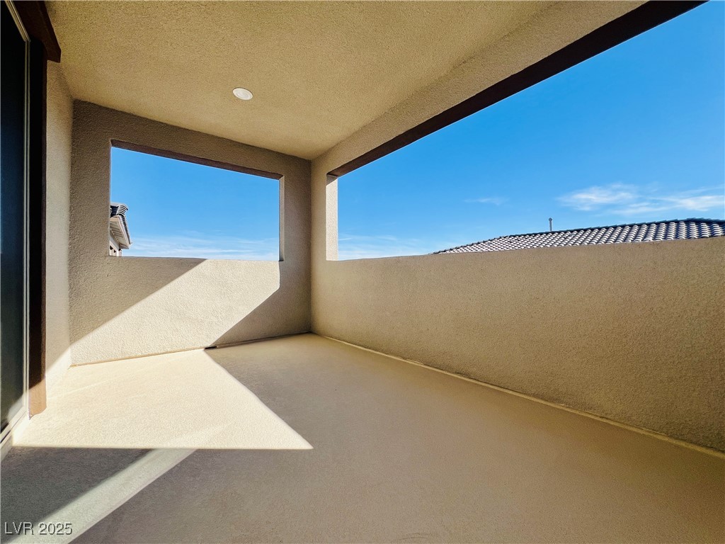 11659 Desert Hollow Avenue Property Photo 22
