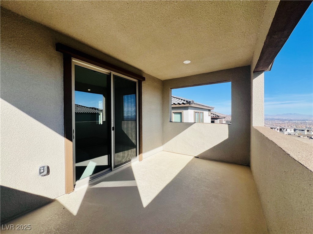 11659 Desert Hollow Avenue Property Photo 23