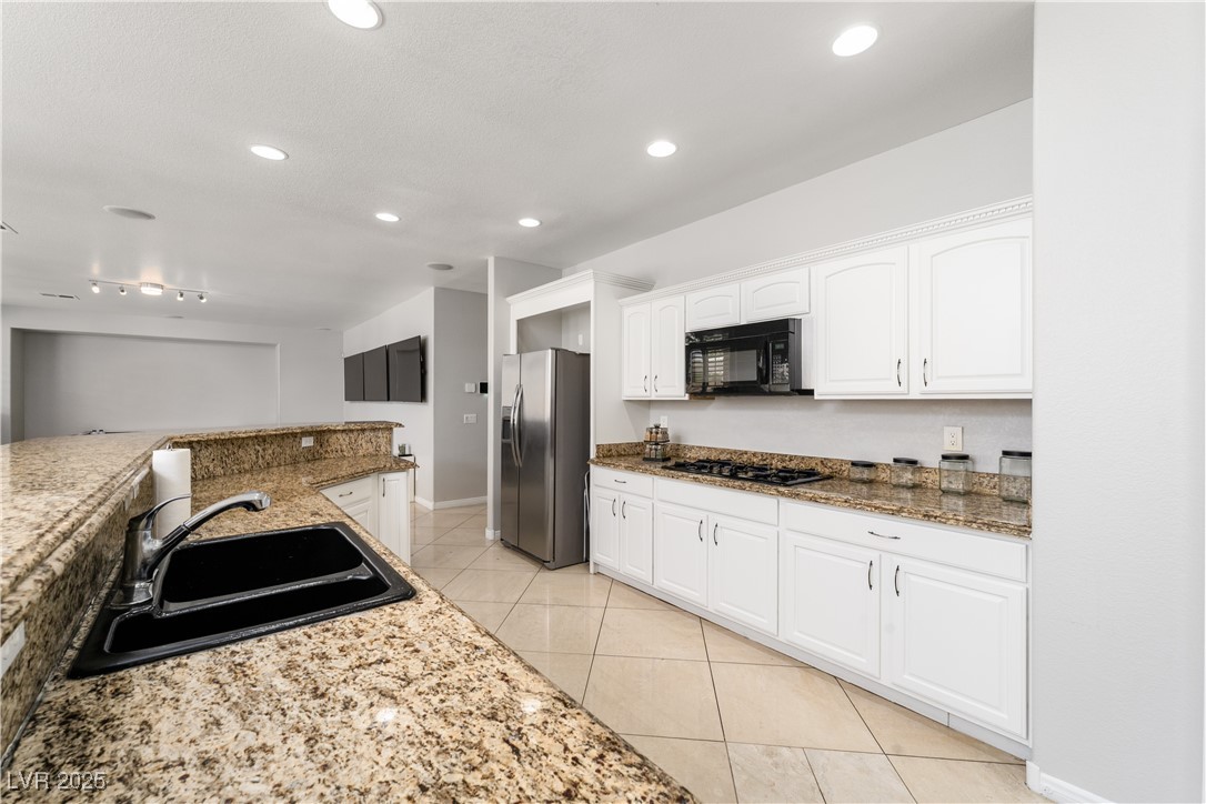 10725 Bernini Drive Property Photo 14
