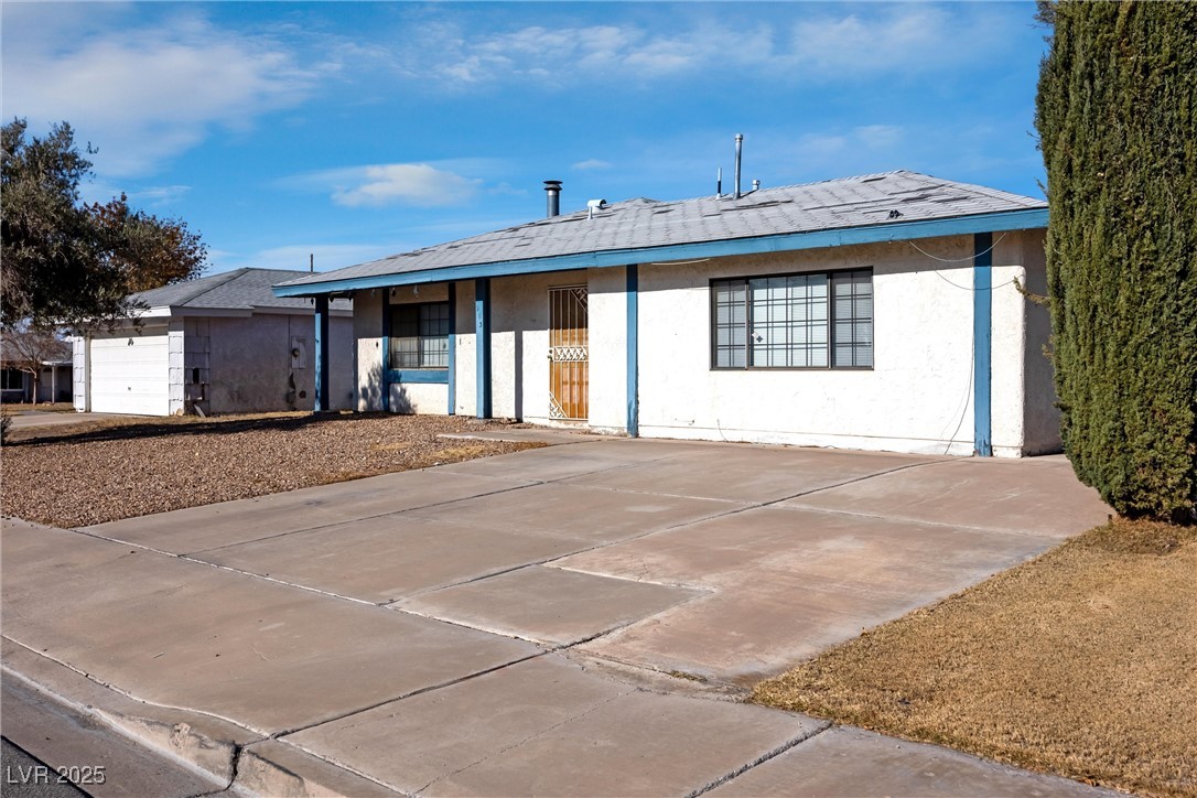 203 Cimarron Court Property Photo 2
