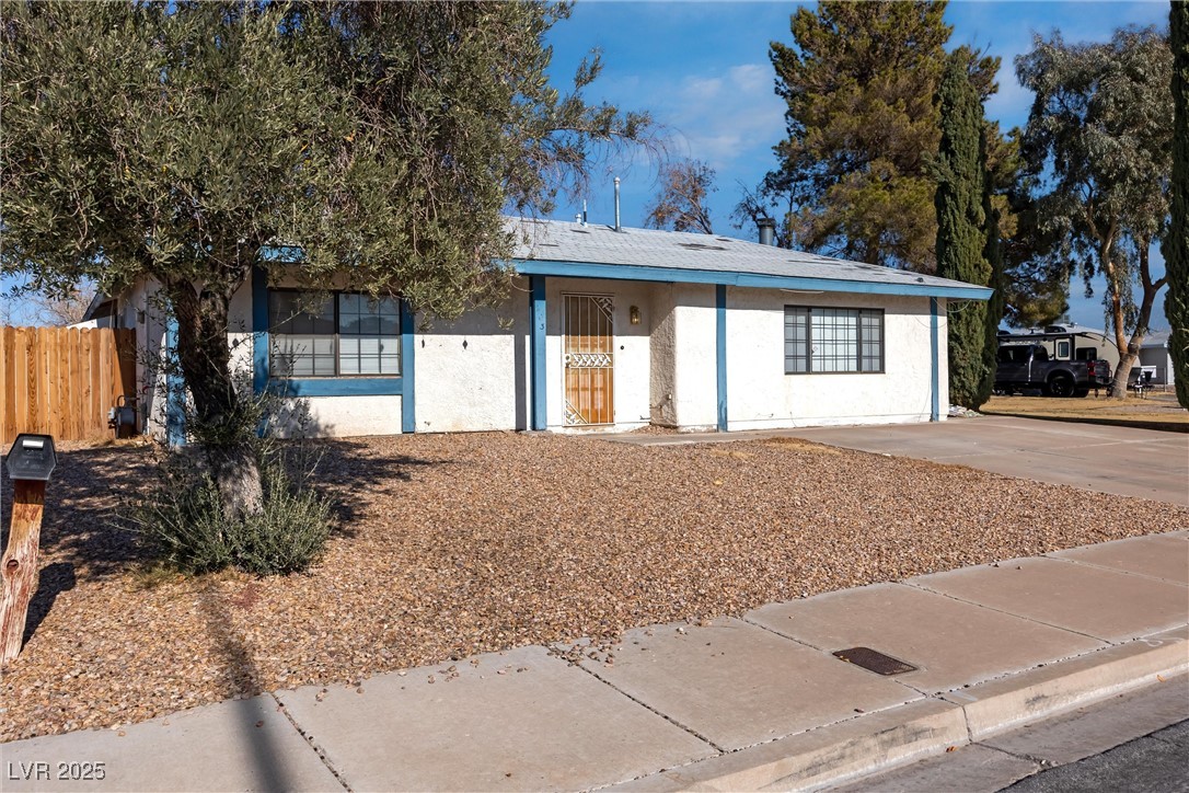 203 Cimarron Court Property Photo 3