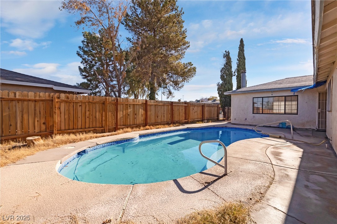 203 Cimarron Court Property Photo 5