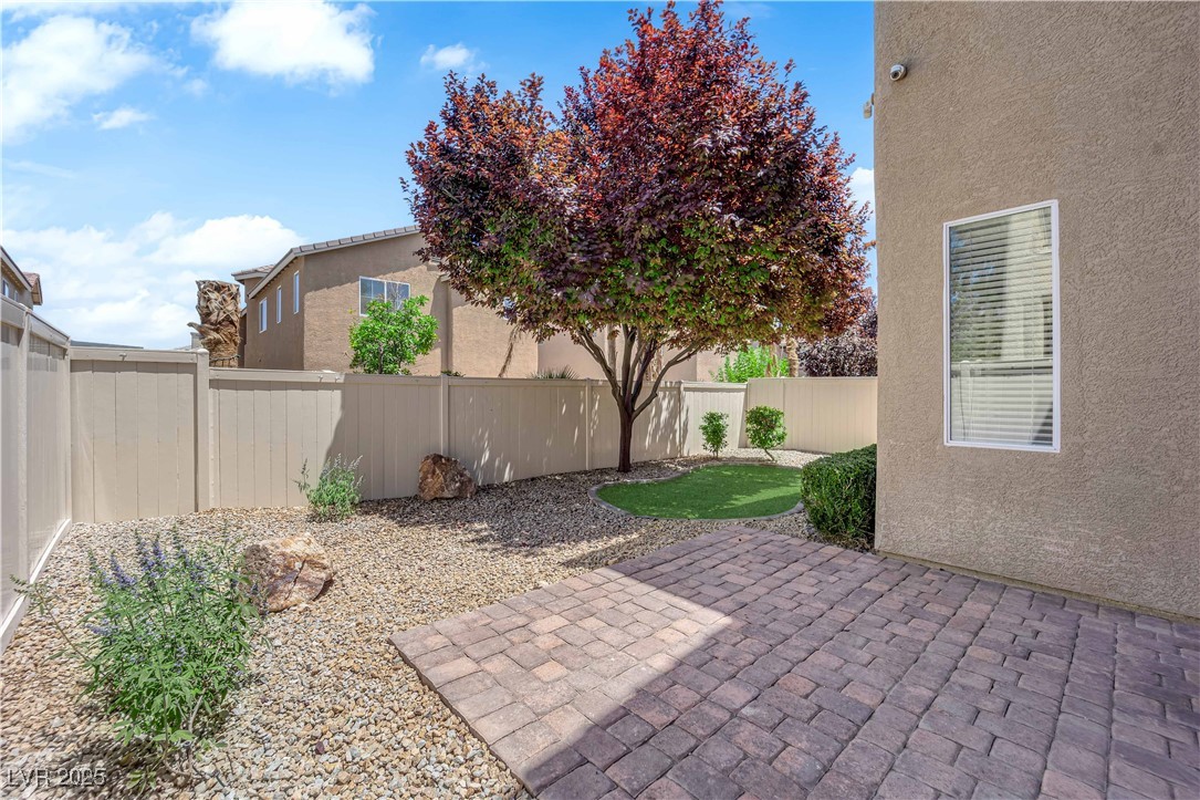 8562 Burning Bridge Court