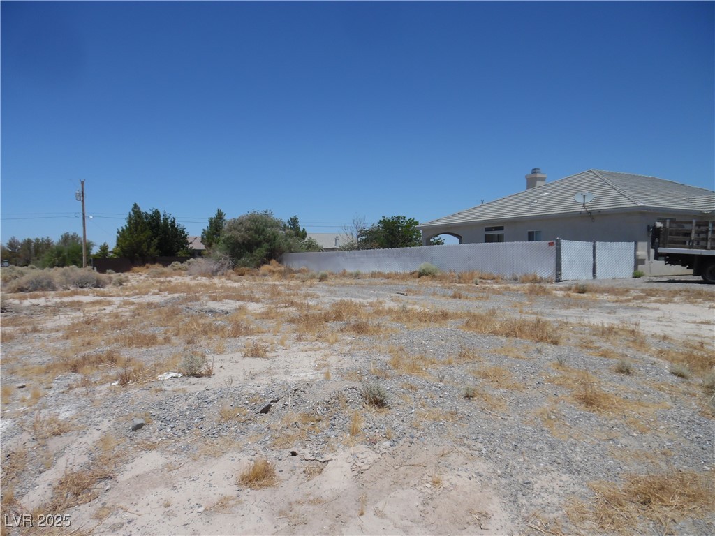 2410 Turtle Street Property Photo 3