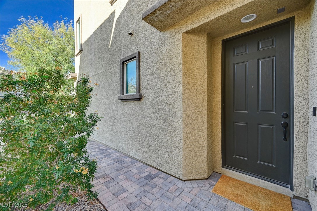 5958 Smith Valley Road Property Photo 5