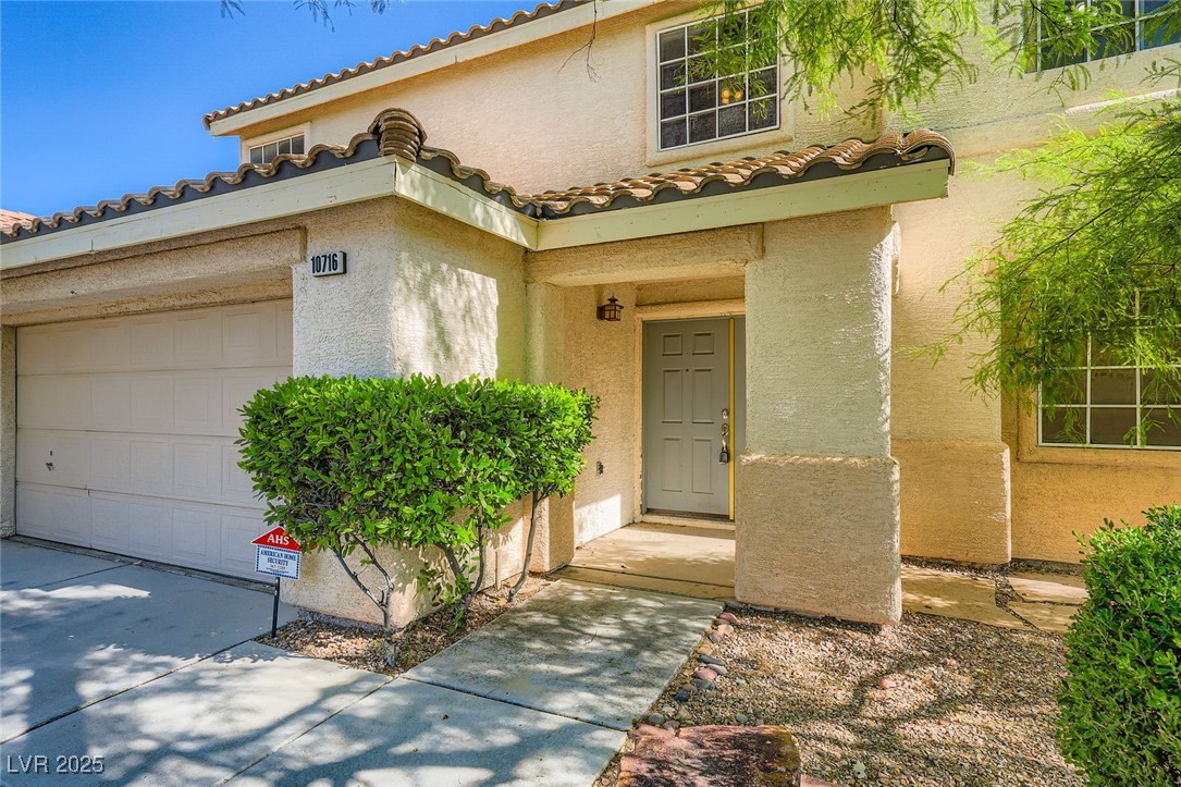 10716 Aire Drive Property Photo 4