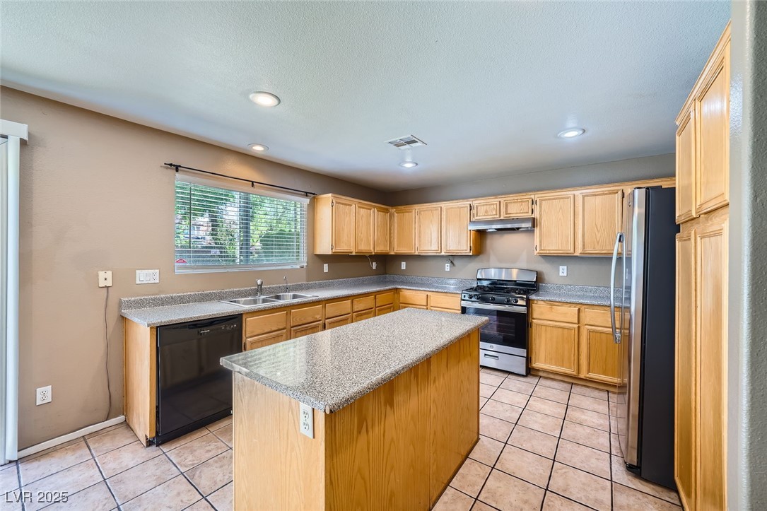 10716 Aire Drive Property Photo 7