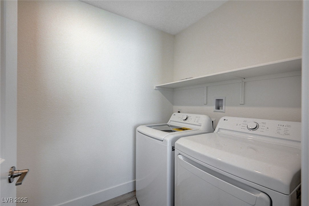 5733 Avondale Rise Way Property Photo 9
