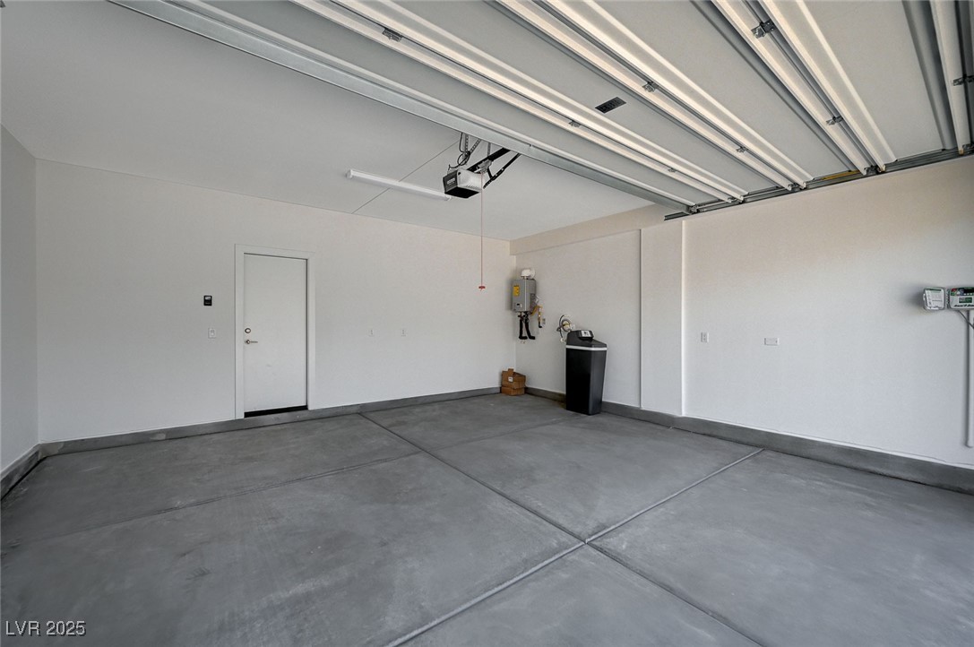 5733 Avondale Rise Way Property Photo 16