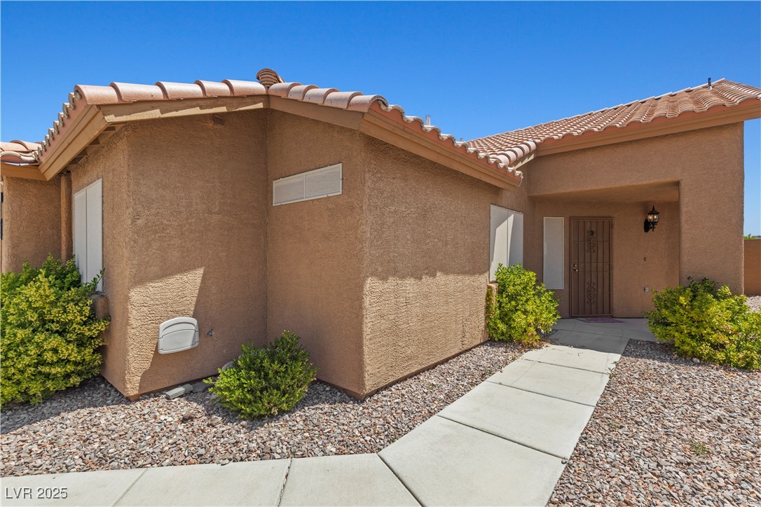 7825 White Grass Avenue Property Photo 5