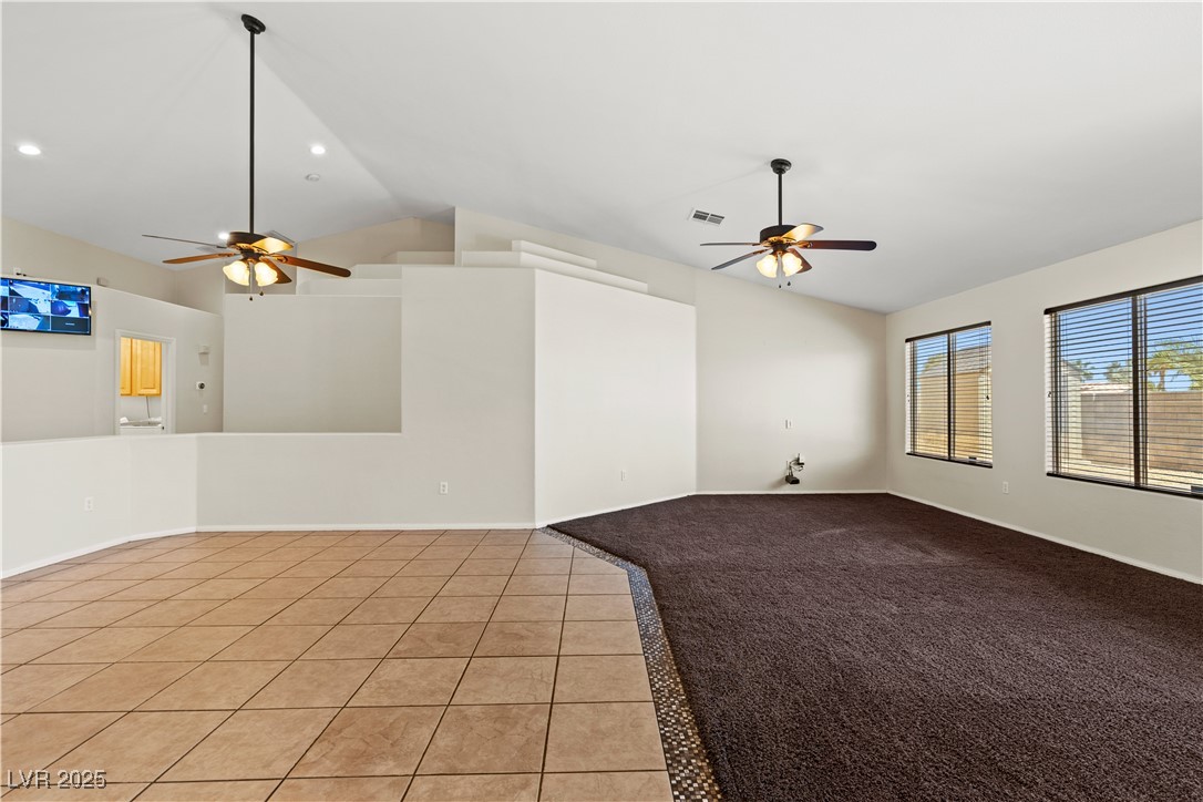 7825 White Grass Avenue Property Photo 10