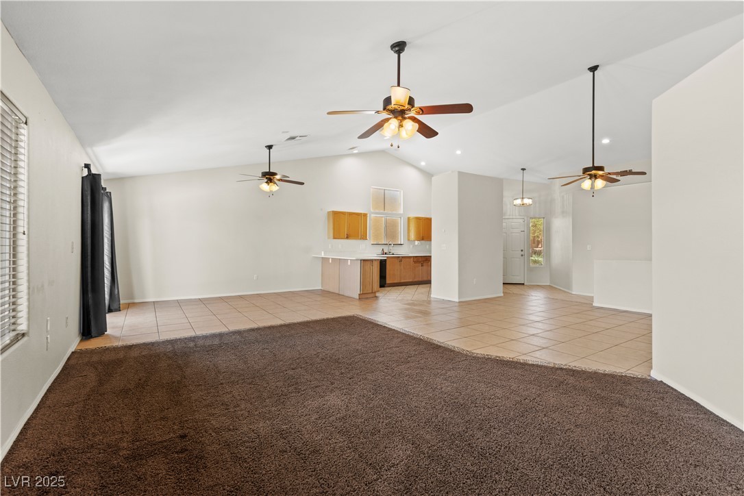 7825 White Grass Avenue Property Photo 14