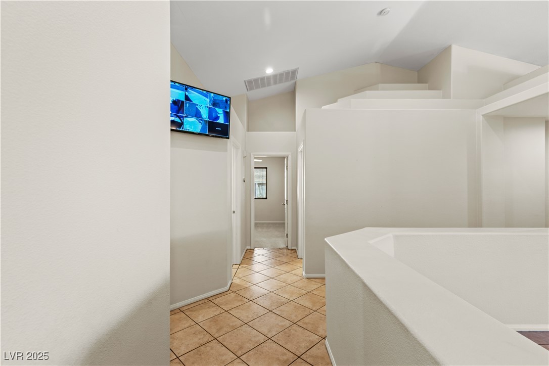 7825 White Grass Avenue Property Photo 20