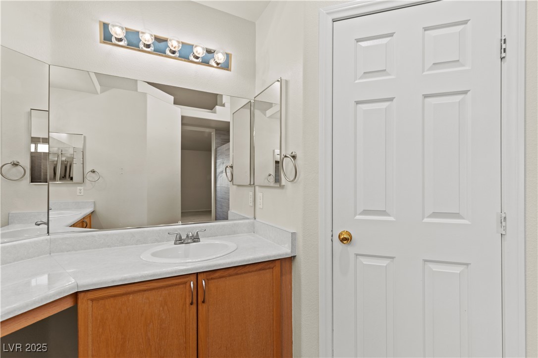 7825 White Grass Avenue Property Photo 38