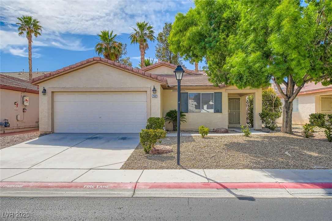 7547 Rolling River Drive Property Photo 1