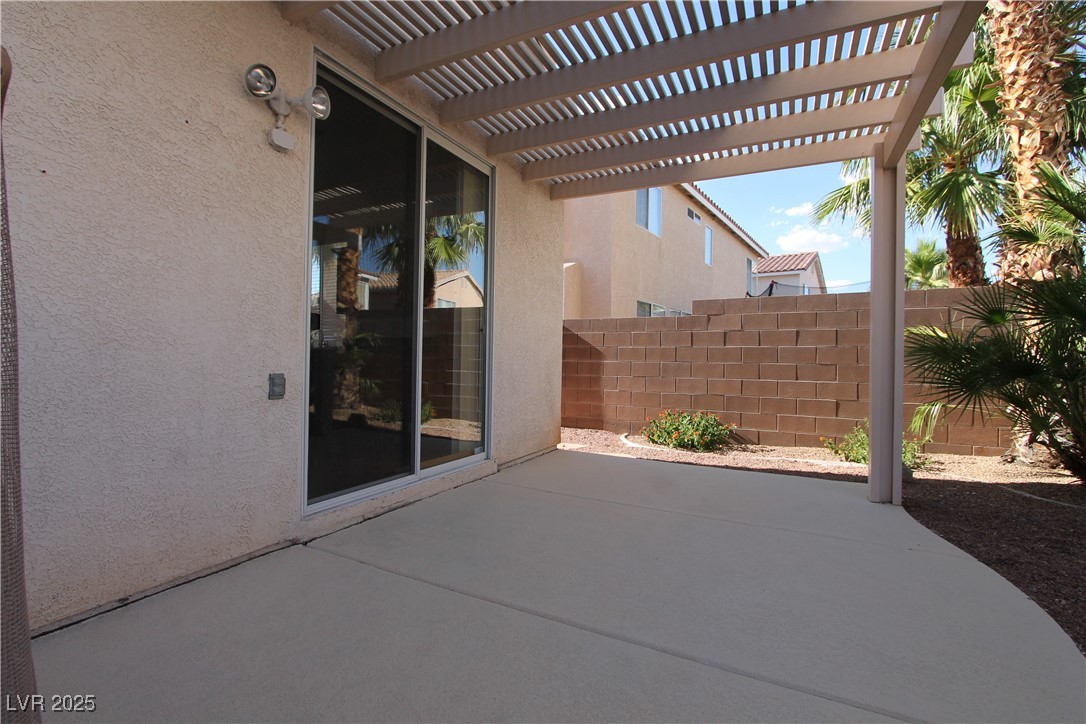 2411 Brockton Way Property Photo 6