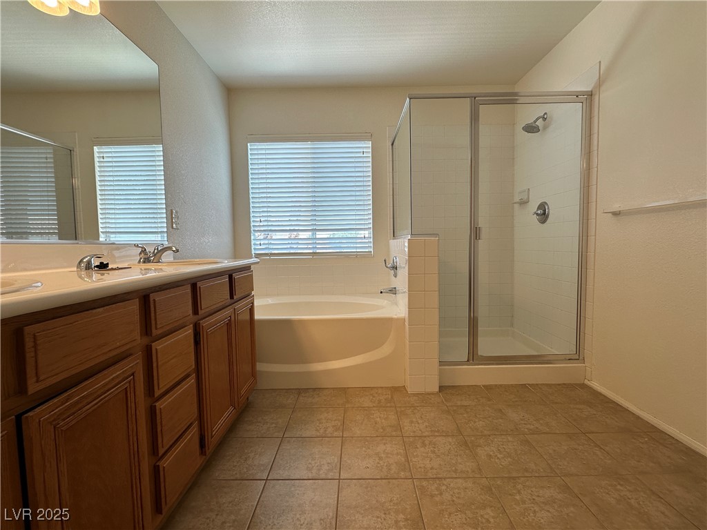 2411 Brockton Way Property Photo 33