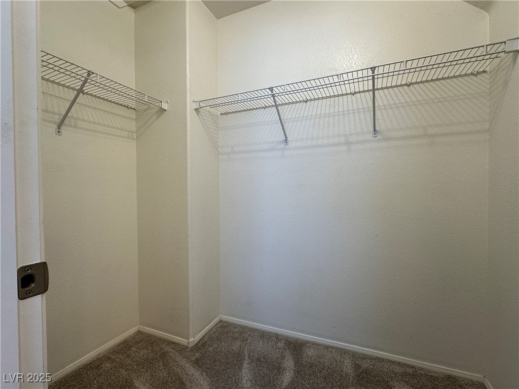 2411 Brockton Way Property Photo 35